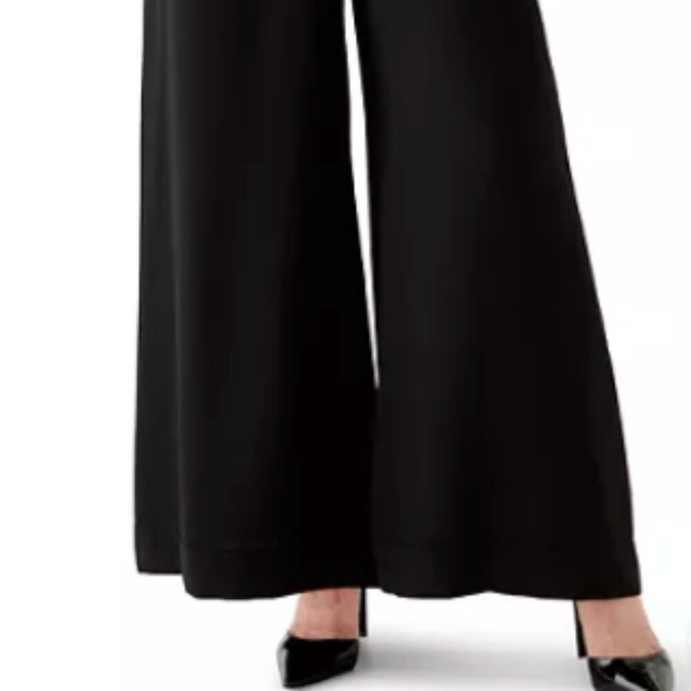 Vince Camuto Black Wide Leg Drape Pants with Pockets!